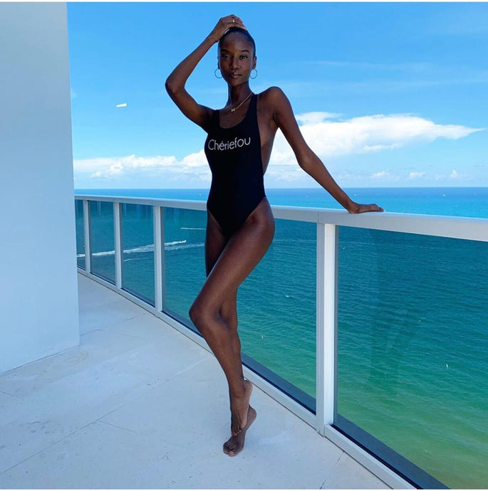 RILEY MONTANA Top Model in sun Florida