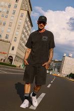 Lade das Bild in den Galerie-Viewer, Shorts black-gray wash