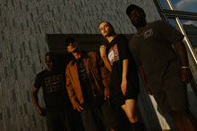 Lade das Bild in den Galerie-Viewer, Shorts black-gray wash