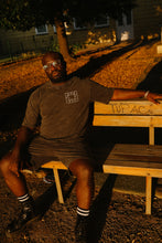 Lade das Bild in den Galerie-Viewer, Shorts black-gray wash