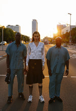 Lade das Bild in den Galerie-Viewer, Calla Shirt organic Silk