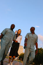 Lade das Bild in den Galerie-Viewer, Blaue Lagune Hemd