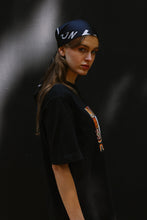 Lade das Bild in den Galerie-Viewer, Unisex Scarf Keep Blance 100% N. Seide