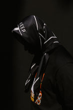 Lade das Bild in den Galerie-Viewer, Unisex Scarf Keep Blance 100% N. Seide