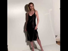 Laden und Abspielen von Videos im Galerie-Viewer, Black Sea silk Kleid 100%