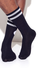 Charger l&#39;image dans la galerie, 80s Men Socks  42-44  60%  Wolle  Made in Italy
